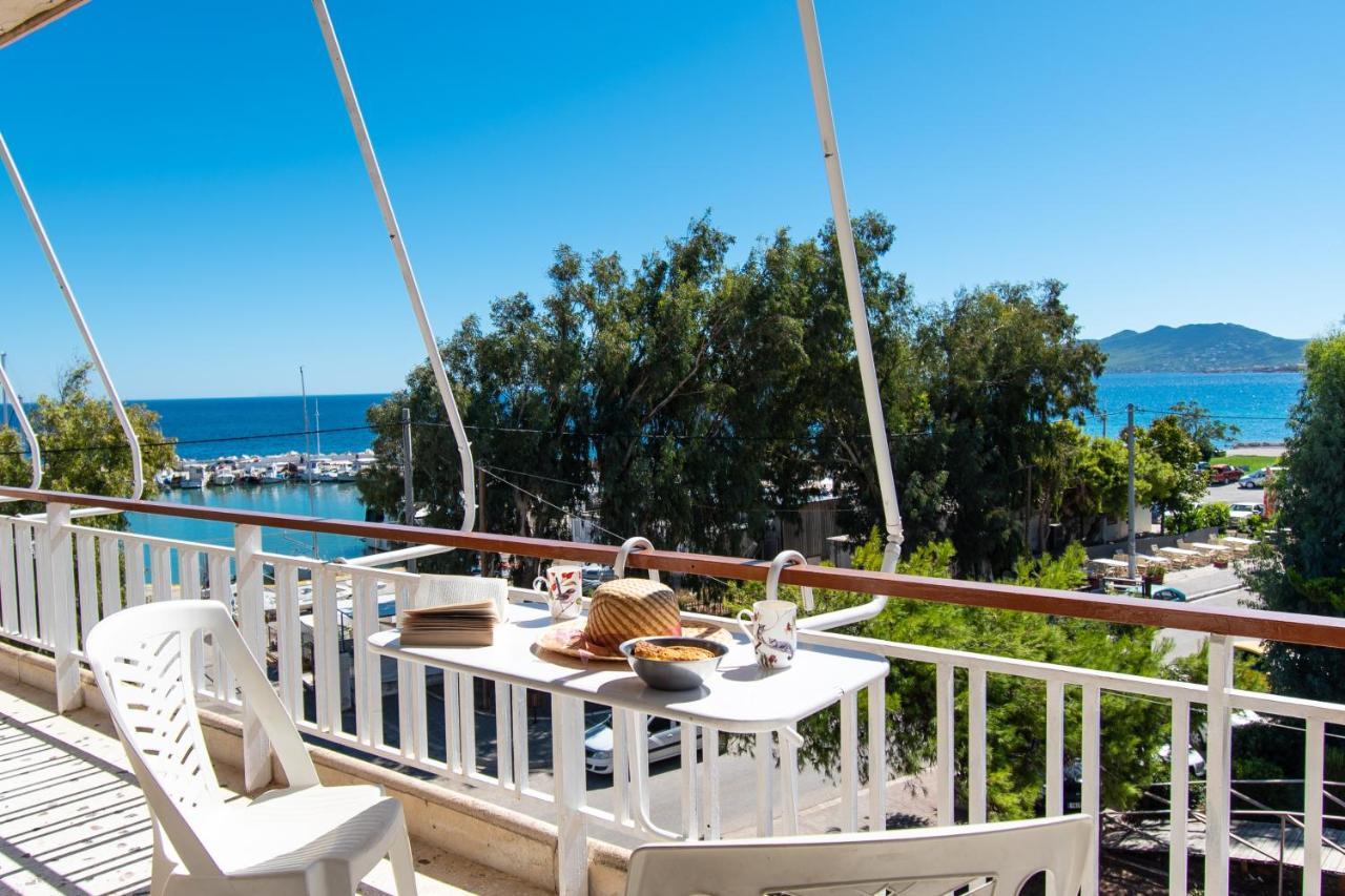 Lavish & Spacious Apt With Stunning Seaview, 10 Min Ath Airport Loútsa Exterior foto